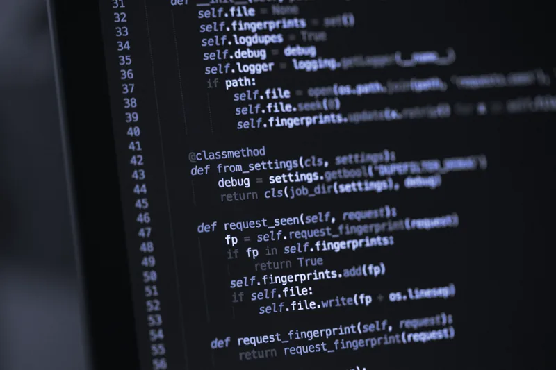 Código de programación en la pantalla de un ordenador