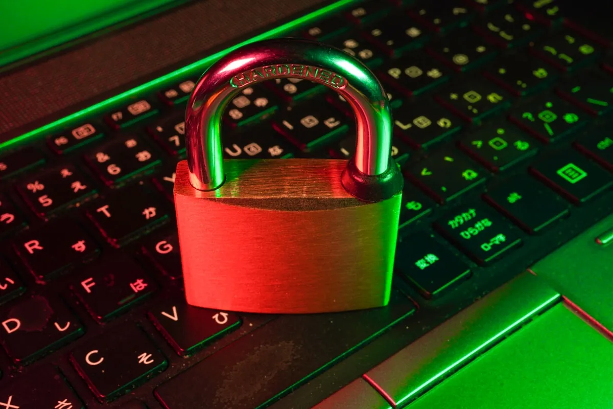 Icono de candado como símbolo de protección de datos personales