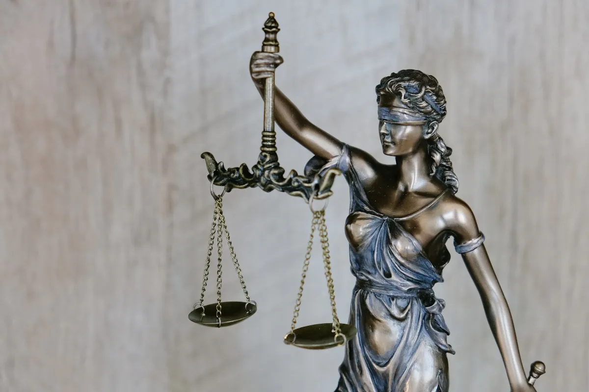 Objeto y ámbito de las condiciones legales del sitio